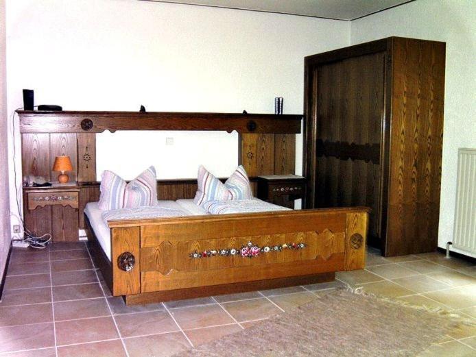 Zur Limbacher Muhle Pensionat Limbach  Rum bild